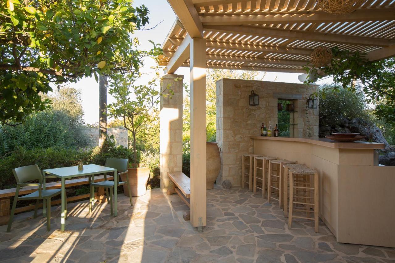 Kapsaliana Village Hotel Exterior photo